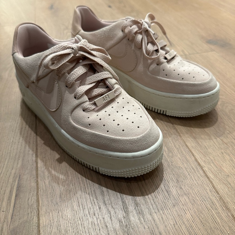 Nike Airforce 1 suede pink sneakers - 6.5